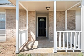1207 York Castle Dr in Pflugerville, TX - Building Photo - Building Photo