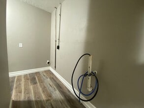 1800 NE 56th St in Oklahoma City, OK - Building Photo - Building Photo