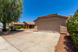 14706 W Ely Dr in Surprise, AZ - Building Photo - Building Photo