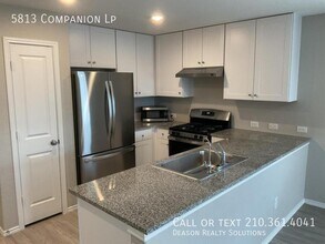 5813 Companion Lp in Bulverde, TX - Building Photo - Building Photo