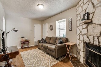404 Franklin Blvd in Austin, TX - Building Photo - Building Photo