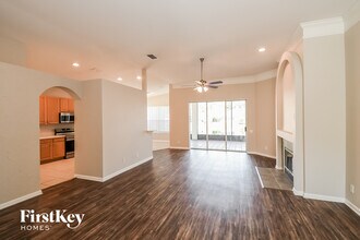 10537 Castlebar Glen Dr S in Jacksonville, FL - Building Photo - Building Photo