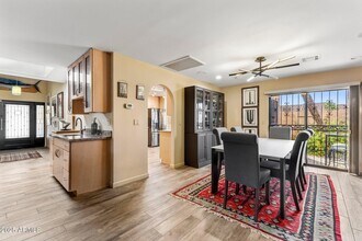 7673 N Vía De Platina in Scottsdale, AZ - Foto de edificio - Building Photo