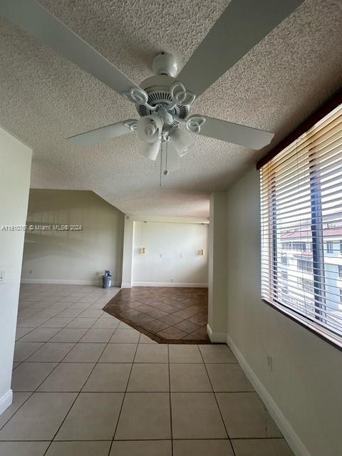 8205 SW 152nd Ave in Miami, FL - Building Photo - Building Photo