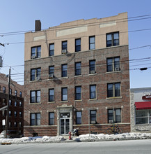 Ridge Apartments in Lyndhurst, NJ - Foto de edificio - Building Photo