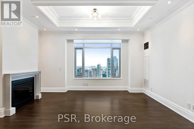 311-4311 Bay St. in Toronto, ON - Building Photo - Building Photo