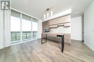 5302-5308 EGLINTON Ave in Toronto, ON - Building Photo - Building Photo