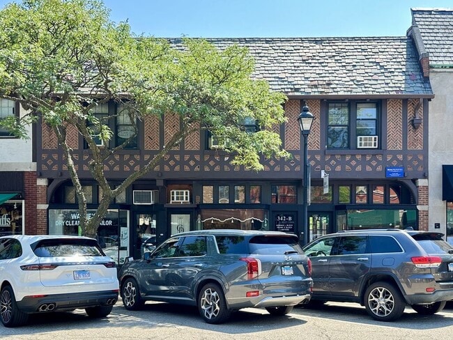 347 Park Ave