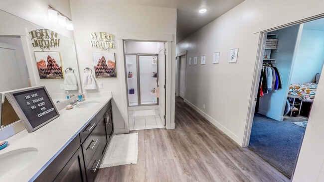 CollegePlace Provo in Provo, UT - Building Photo - Building Photo