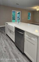 1801 Warton Ave SE in Palm Bay, FL - Building Photo - Building Photo