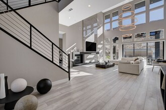 5289 Feathertop Dr in Las Vegas, NV - Building Photo - Building Photo