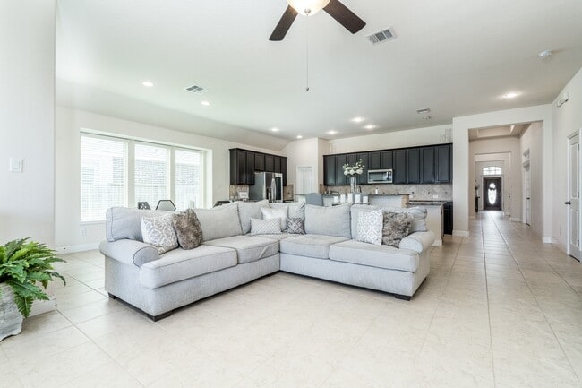 property at 19514 Juniper Breeze Ln