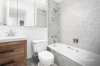 200 Rector Pl in New York, NY - Building Photo - Building Photo