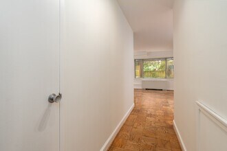 2755 Ordway St NW in Washington, DC - Building Photo - Building Photo