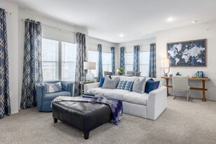 Artisan Crossing in Norman, OK - Building Photo