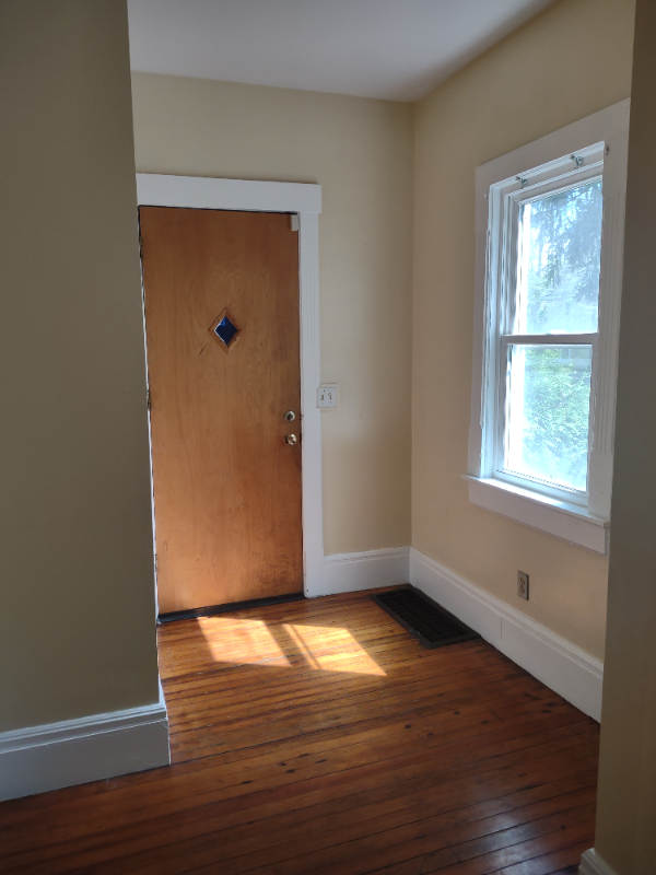 261 Brooks Ave in Rochester, NY - Building Photo - Building Photo