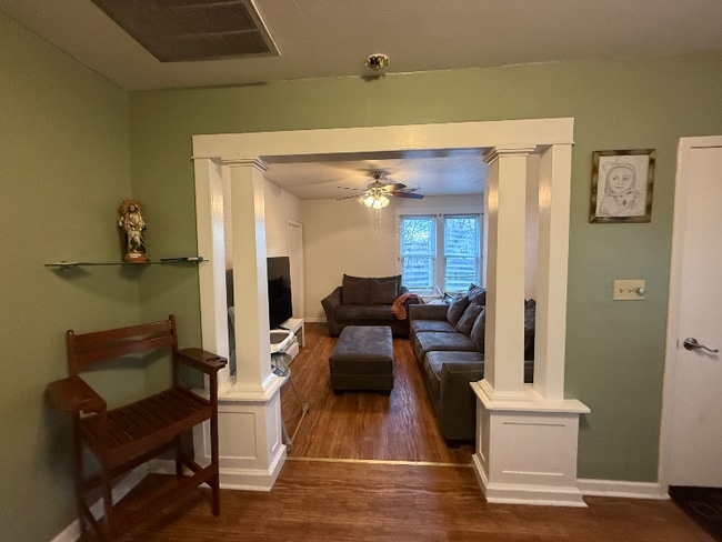 814 Beechwood Ave in Waukesha, WI - Foto de edificio - Building Photo