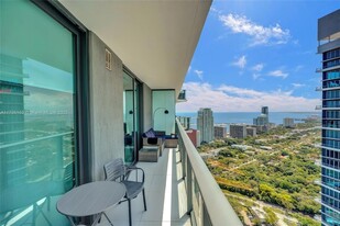 1300 S Miami Ave, Unit 4508 in Miami, FL - Building Photo