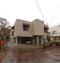 317 San Pascual Ave in Los Angeles, CA - Building Photo