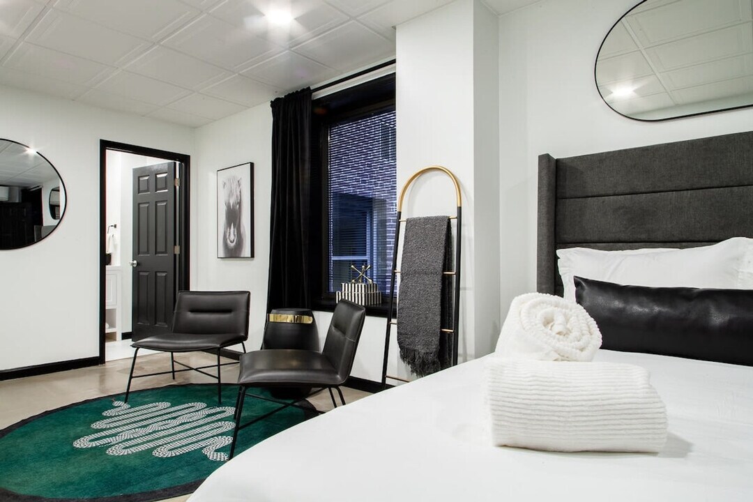 1020 16th St NW in Washington, DC - Building Photo