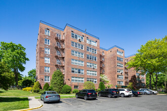 Bell Apartments in Bayside, NY - Building Photo - Building Photo