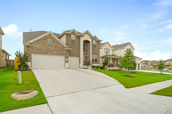 8325 Paola St in Round Rock, TX - Building Photo - Building Photo