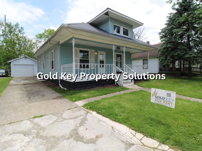 property at 3010 Columbus Ave