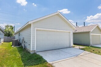 4439 Zoe Pass in San Antonio, TX - Building Photo - Building Photo