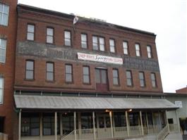 156 Clay St in Morgantown, WV - Building Photo