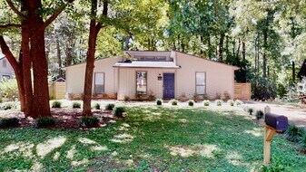 5012 Glenview Ct in Charlotte, NC - Building Photo