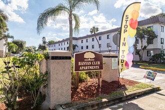 Banyan Club in Pompano Beach, FL - Building Photo - Building Photo