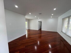 1250 SW 15th Ave in Boca Raton, FL - Building Photo - Building Photo