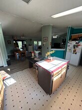 586 Sells Ln in Trenton, GA - Foto de edificio - Building Photo