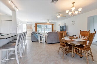 2790 Teal Ct in Saint James City, FL - Building Photo - Building Photo