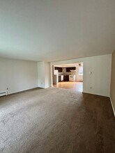 7 Losson Garden Dr in Cheektowaga, NY - Building Photo - Building Photo