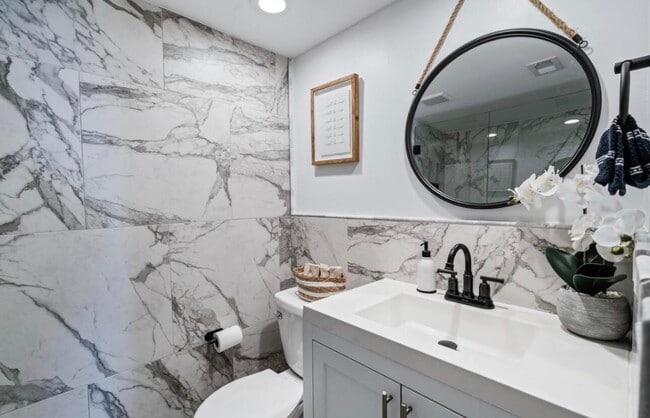 property at 7356 SE Jamestown Terrace
