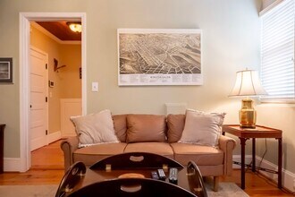 119 S Marshall St in Winston-Salem, NC - Foto de edificio - Building Photo