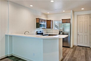 858 Valley St in Prescott, AZ - Building Photo