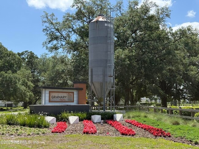 2717 White Cedar Ln in Green Cove Springs, FL - Building Photo - Building Photo