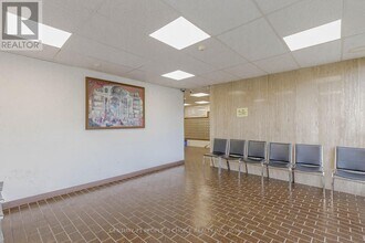 45 Sunrise Ave in Toronto, ON - Building Photo - Building Photo