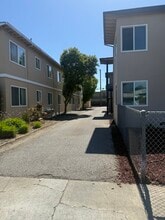480 California St, Unit 1 in Santa Clara, CA - Foto de edificio - Building Photo