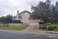 18003 Bullis Hill in San Antonio, TX - Foto de edificio - Building Photo