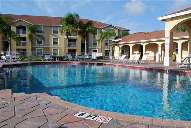 Treasure Cay Apartments in Fort Pierce, FL - Building Photo