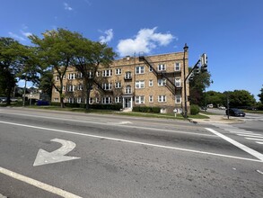 865 Lake Ave in Rochester, NY - Building Photo - Building Photo