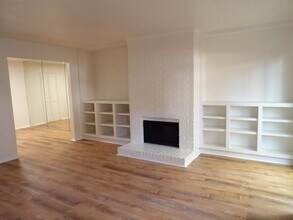 4300 Travis St in Dallas, TX - Building Photo - Building Photo