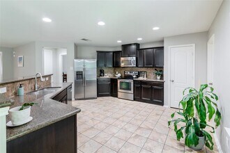 904 Strickling Dr in Pflugerville, TX - Building Photo - Building Photo