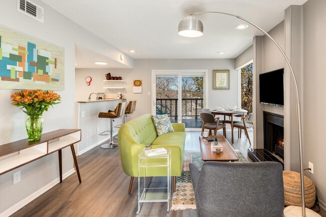 property at 2205 Spring Creek Dr