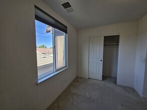 336 Toscana Way in Hayward, CA - Building Photo - Building Photo