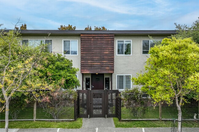 2235 Bonar St in Berkeley, CA - Foto de edificio - Building Photo