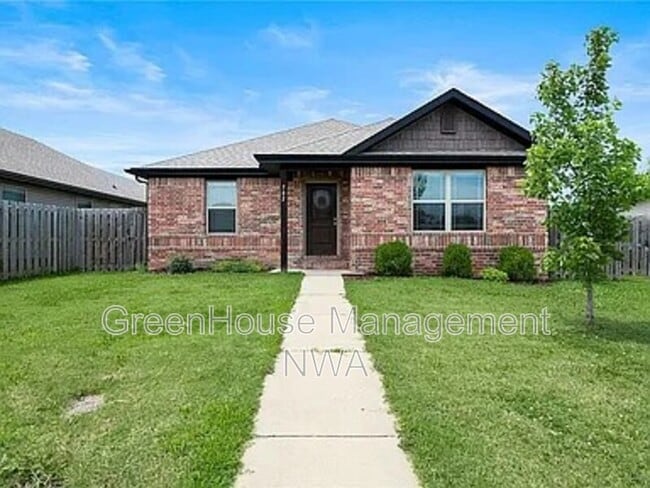 property at 702 SW Willowpoint Rd